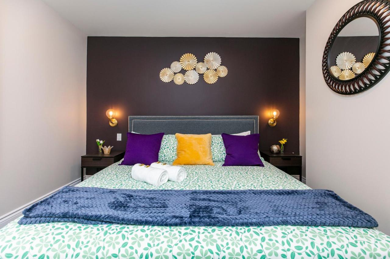 Luxury 1Br With King Bed - Steps From Byward Market! Lägenhet Ottawa Exteriör bild